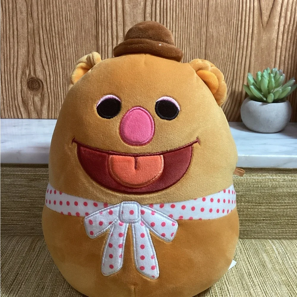Jazwares Disney The Muppets 10” Fozzie Bear